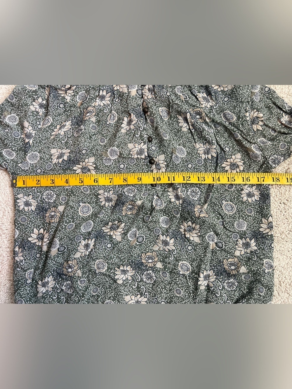 Lucky Brand Sage Green Floral Long-Sleeve Peasant Top - Picture 4 of 6